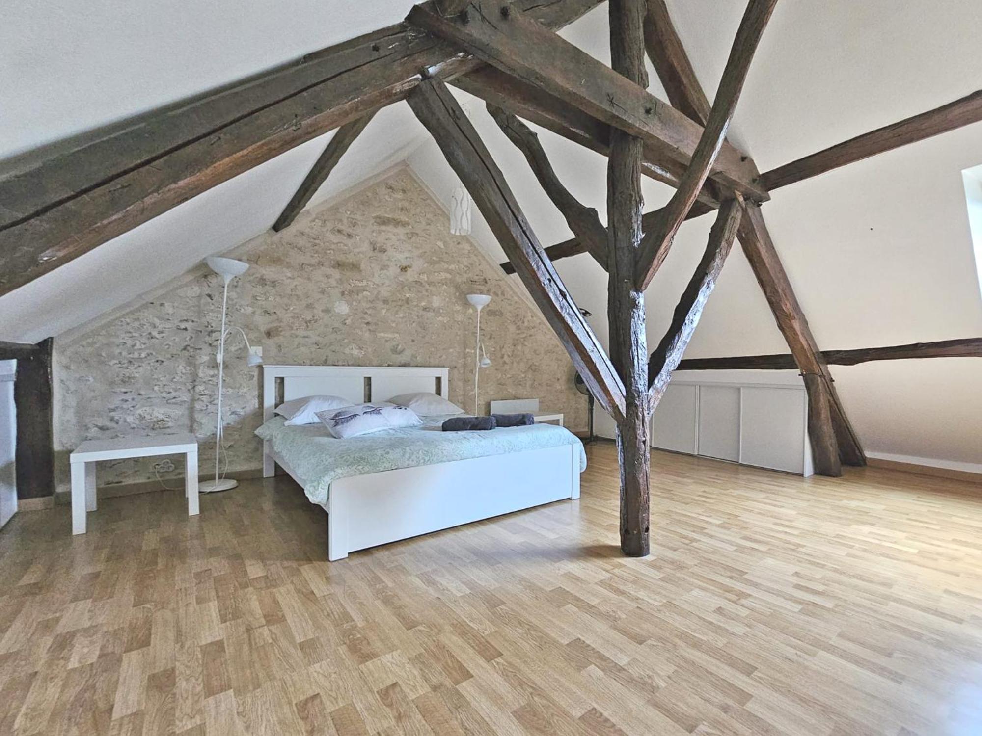 Triplex Sisley - Maison Atypique Avec Cour Exterieure Море-сюр-Лоан Екстериор снимка